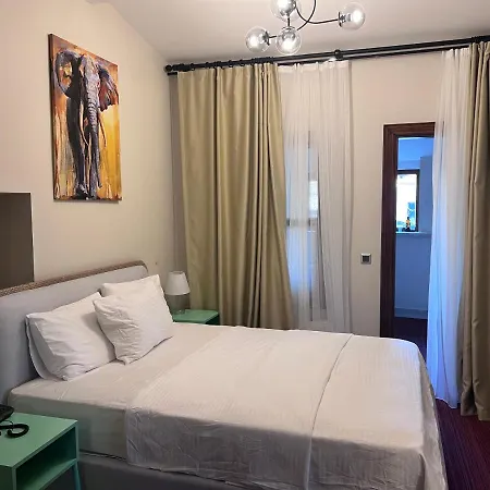 Hotel Rafinn