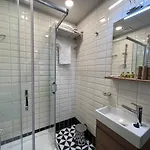 Rafinn Hotel