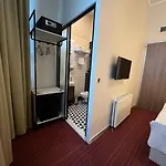 Hotel Rafinn *