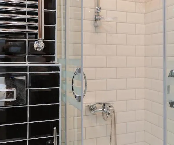 호텔 Rafinn 이스탄불